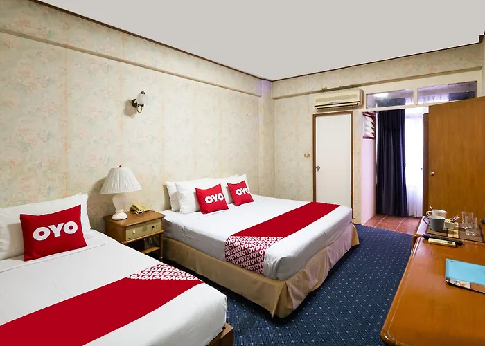 Hotel 12pm
