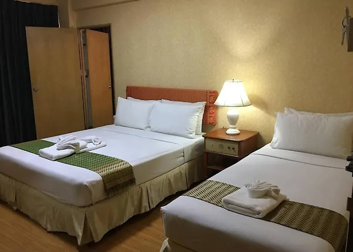 12pm Hotel 3*